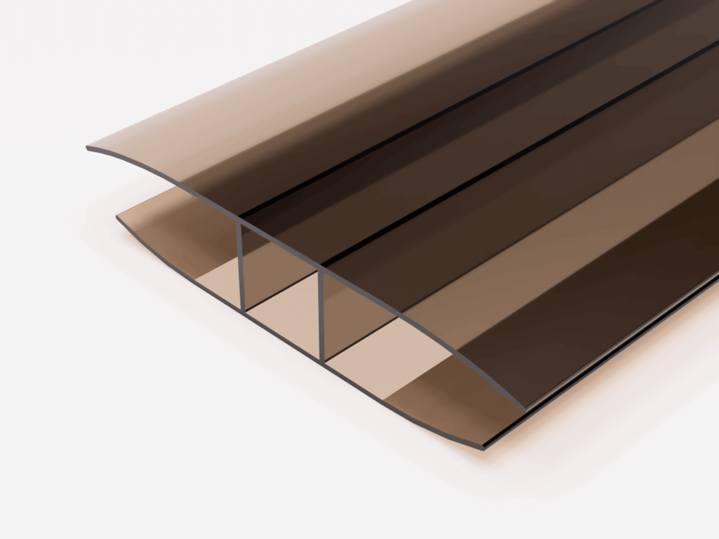 Braune Polycarbonat-Doppelstegplatte, ideal für Terrassenüberdachungen und Gewächshäuser. Robust und wetterbeständig.
